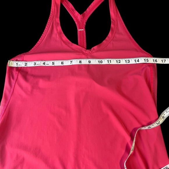 Lululemon tank - Picture 5 of 8